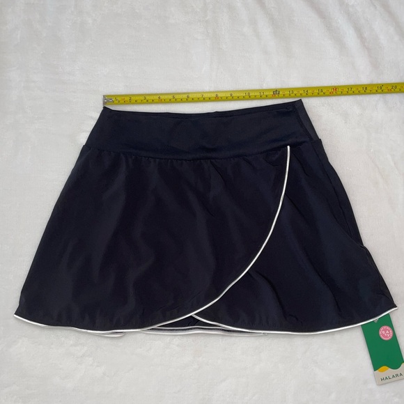 BNWT HALARA Large Black Skort with White Piping Shorts Skirt Golf Tennis Cute - Picture 4 of 7